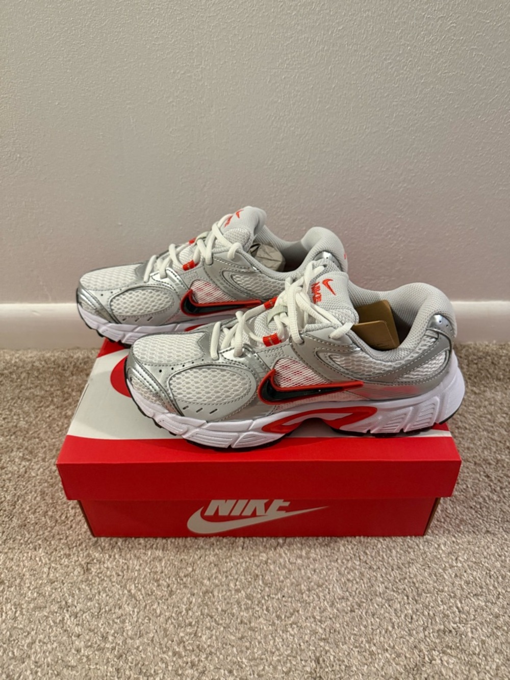 Nike V5 Runner Athletic Shoes